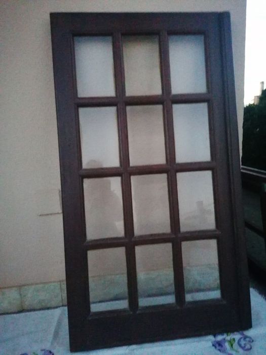 MOLDURAS em Painéis de madeira maciça - de janela adaptada a elegante objeto decorativo