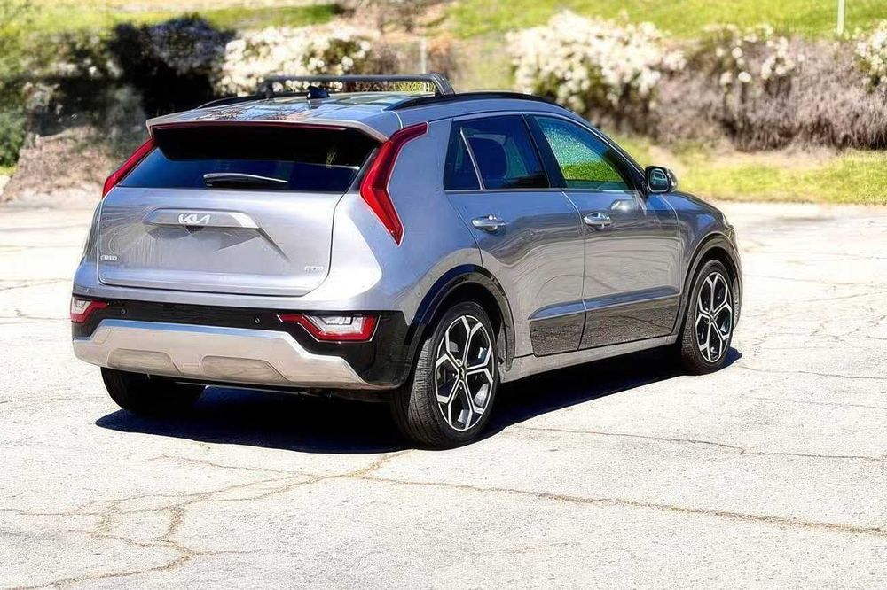 Kia Niro Ex      2023