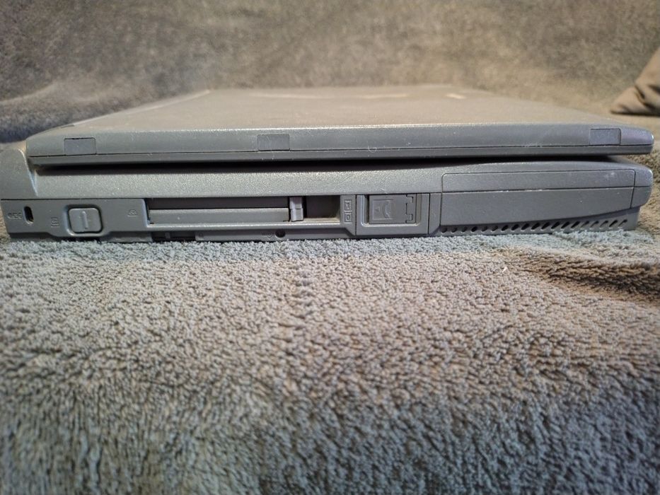 Retro laptop toshiba satellite 4100xcdt