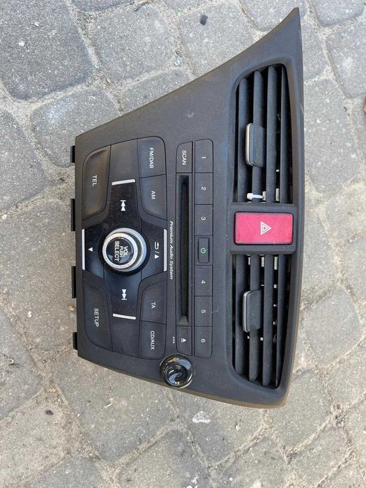 Radio CD + panel kratki nawiewy Honda Civic  9 IX 15- HB