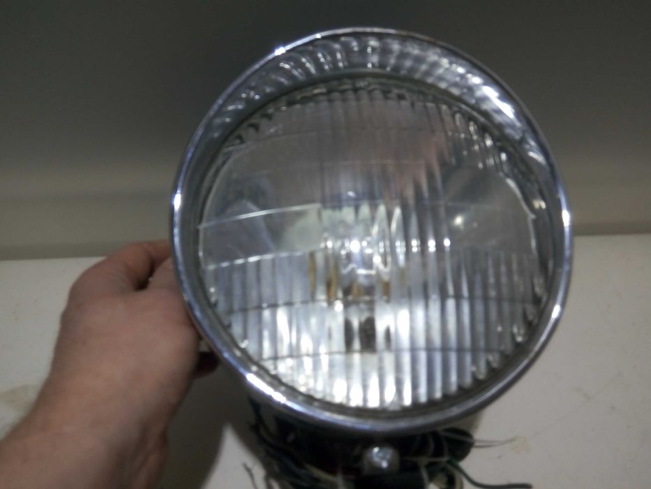 Фара для К-750 МТ-12 КМЗ Днепр-12 . КМЗ. С лампочками 6 V.