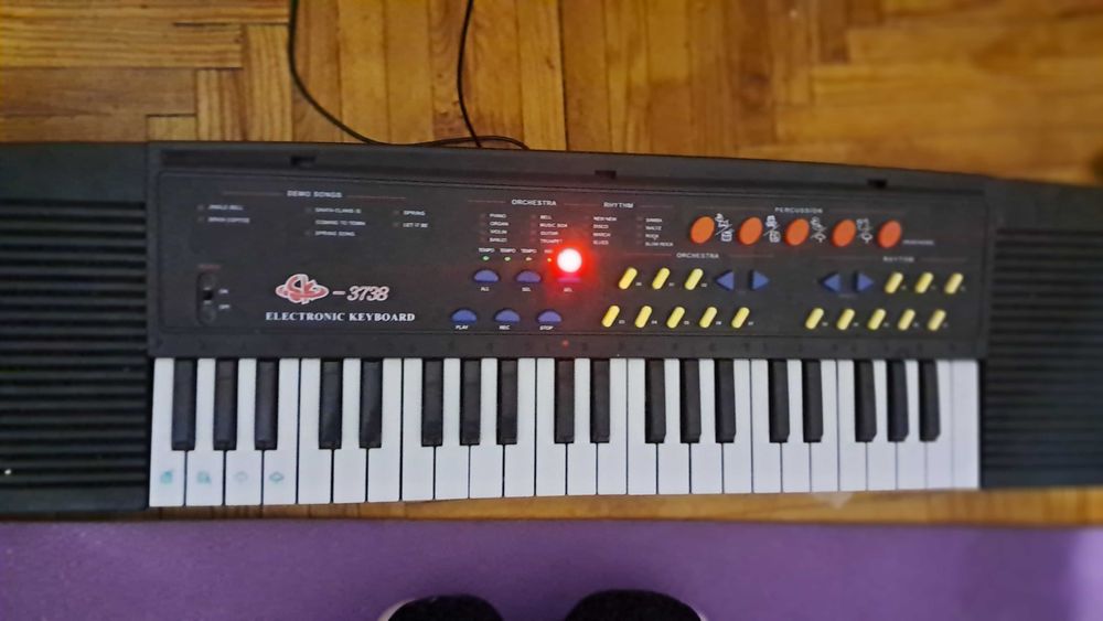 Детское пианино,