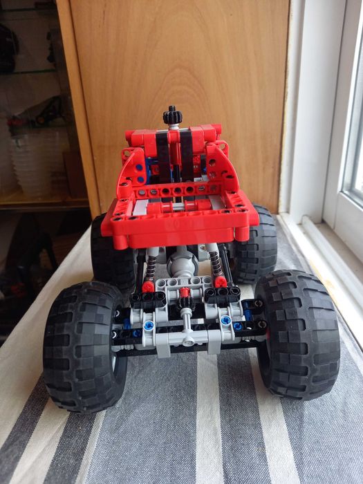 LEGO Technic 42005 Monster Truck