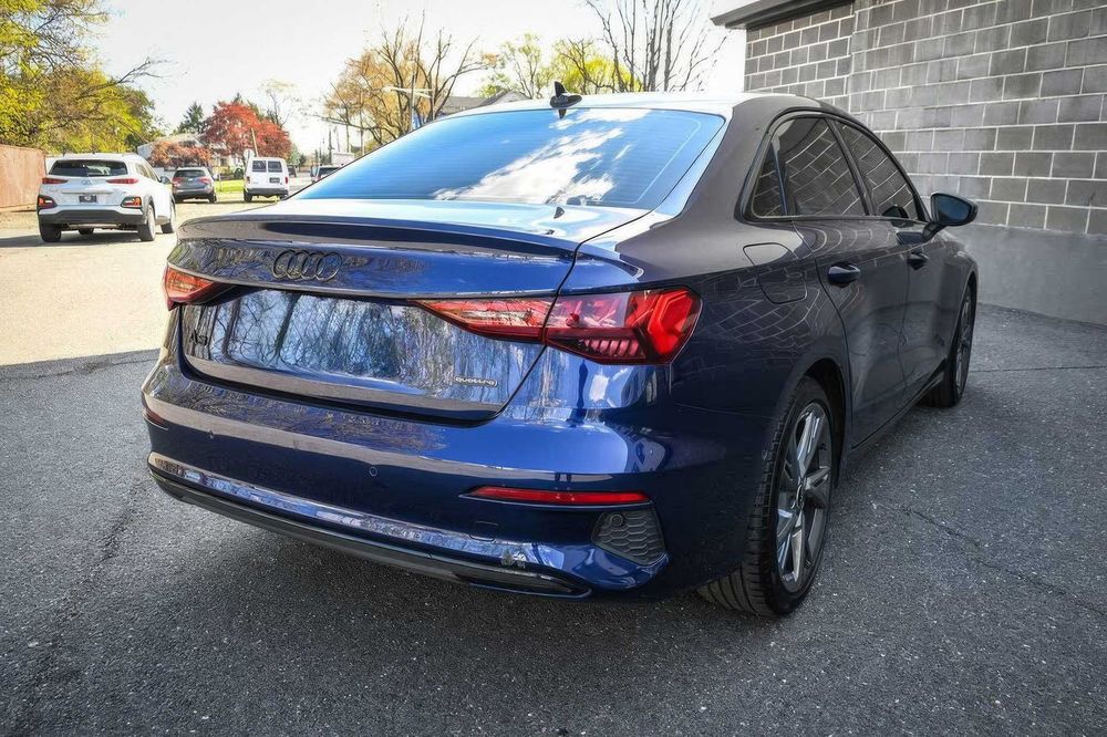 Audi A3      2024