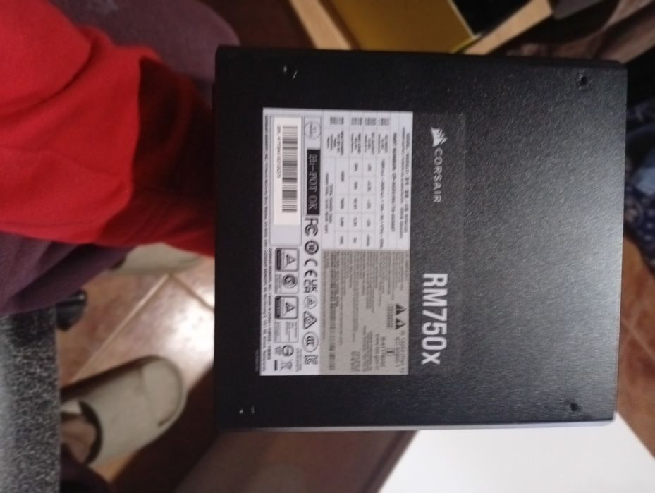 Fonte RM750x - corsair