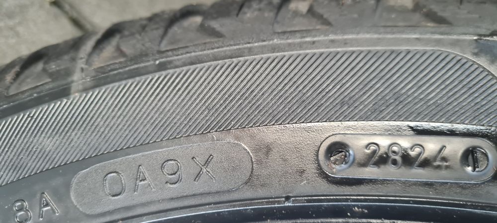 Alu Felgi Fiat 17' + Opony Całoroczne Kormoran  225 45 17R