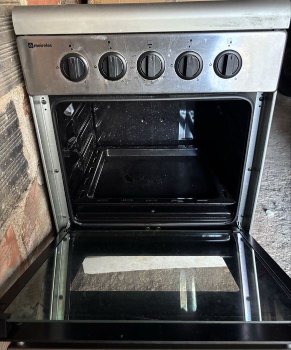 Vendo fogao meireles - usado e s/ garantia.