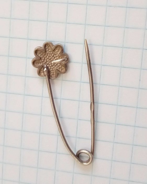 Брошка булавка "Квітка" Срібло 925 проба. Емаль