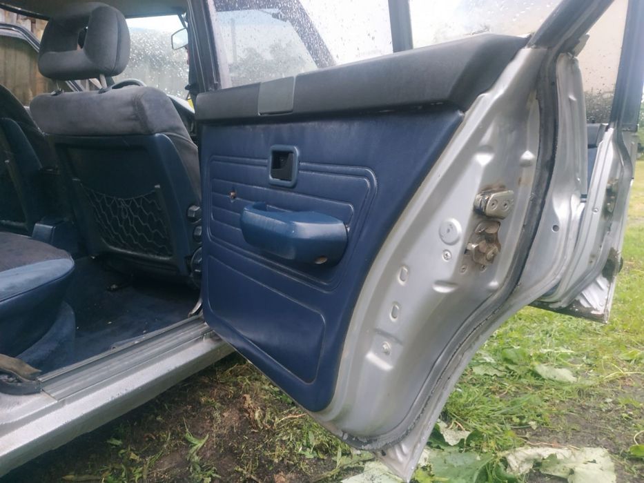 BMW E28 m20 (авто приваблює увагу людей) ТЕРМІНОВО