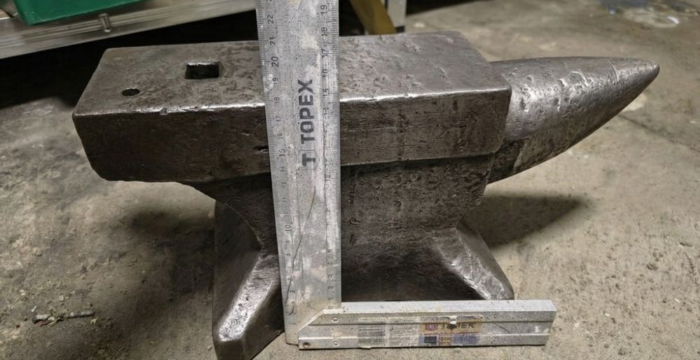Stare kowadło jednorożne 27kg