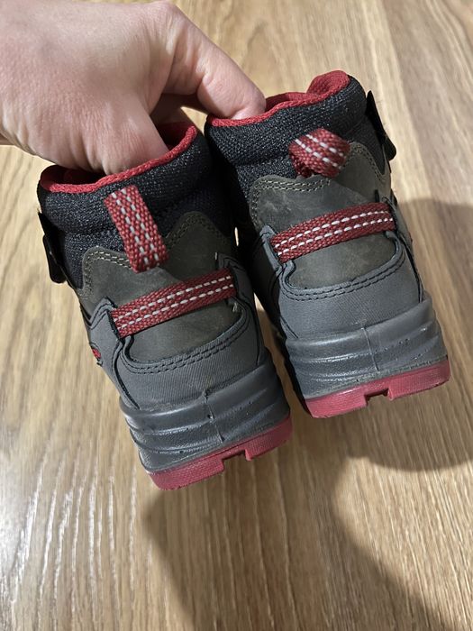 Черевики KEEN .
