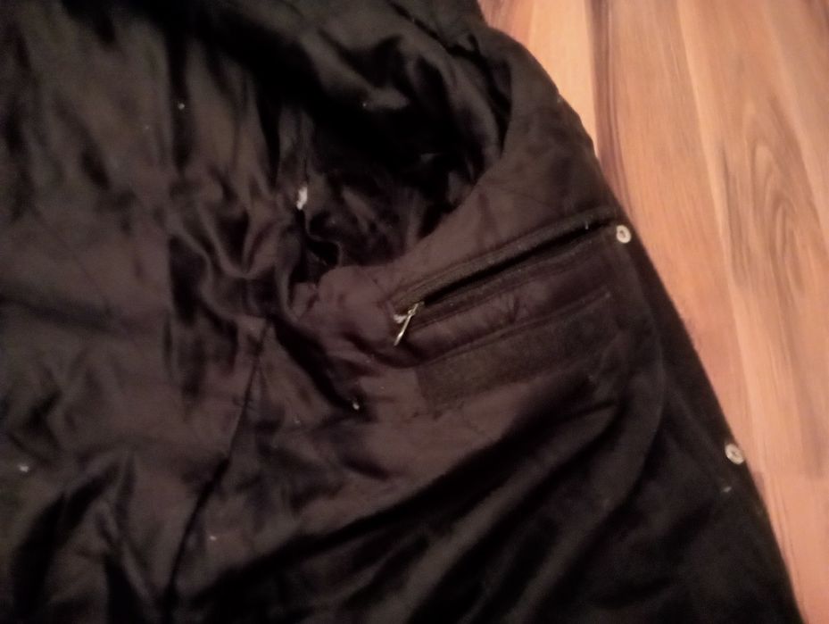 Płaszczyk męski na zamek