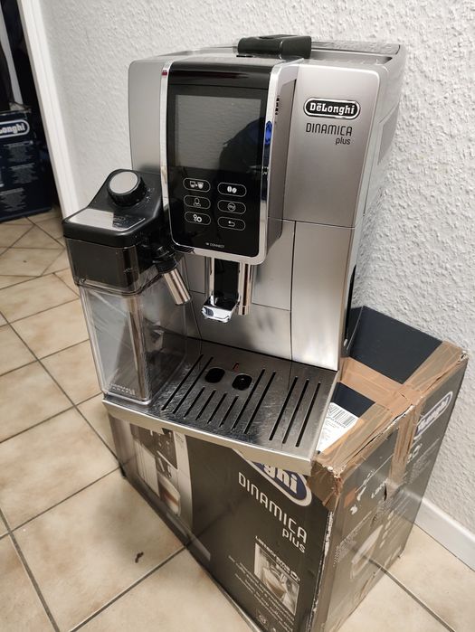 Кавомашина Delonghi Dinamica Plus
