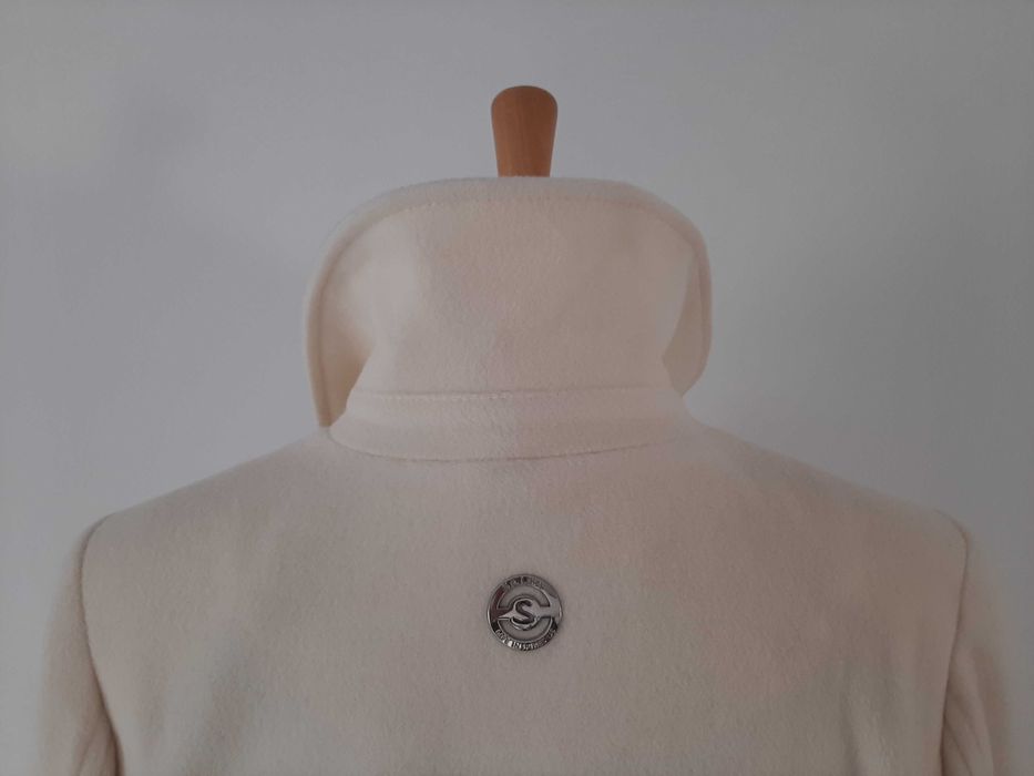 Casaco da Salsa  Veste S/. Novo. Negociável