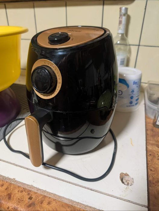 Frytkownica beztłuszczowa / Air Fryer MIUI – sprawna, używana