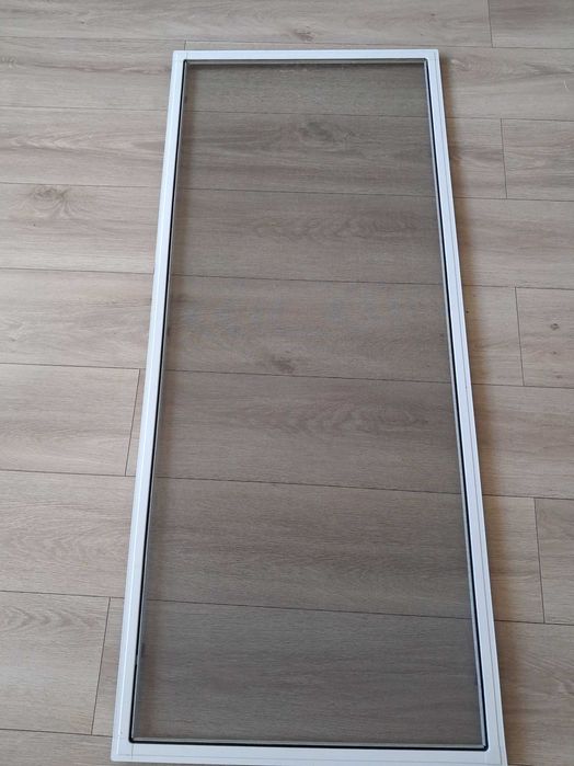 Moskitiera z rama aluminiowa
