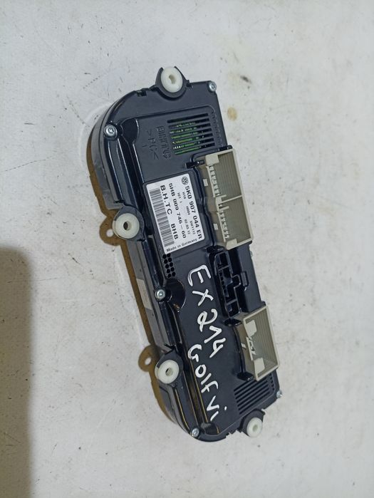 Botão / interruptor do AC VOLKSWAGEN Golf VI (5K1)