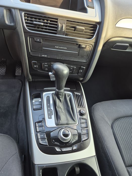 Audi A4B8 1.8 tfsi automat 2009 rok