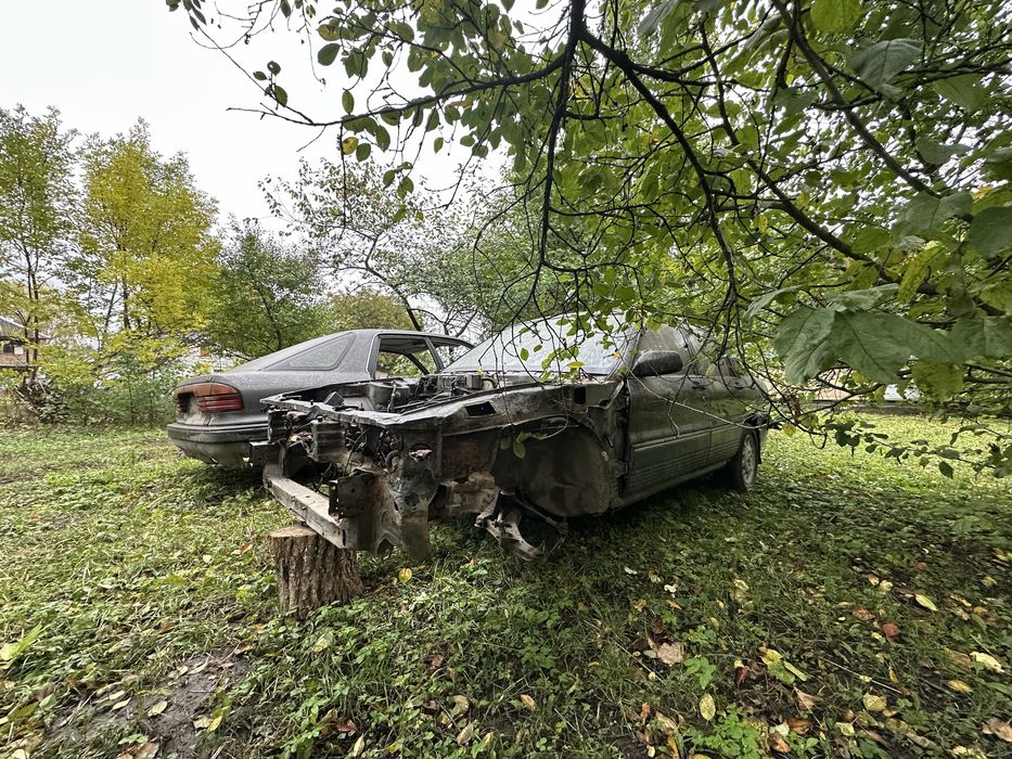 Продам кузова 2шт мітцубісі галант 1990