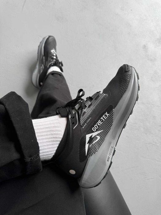 Мужские кроссовки Nike Pegasus Trail 5 Gore-Tex Black/Crey. 40-45