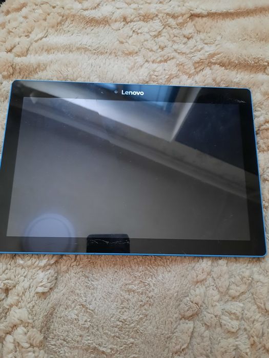 Планшет Lenovo  на запчастини