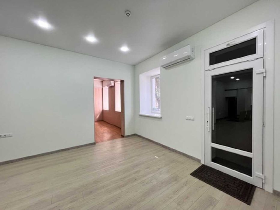 Commercial real estate at st. Kulikovo pole pl Oktyabrskoy revolyutsii pl (area 97 m²) - Atlanta.ua - photo 4