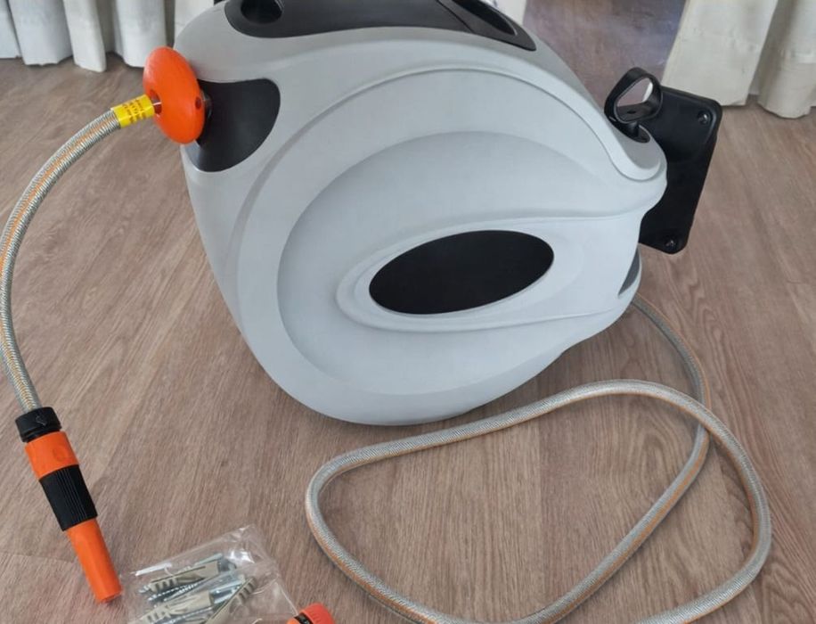 Mangueira com sistema automatico para fixacao parede