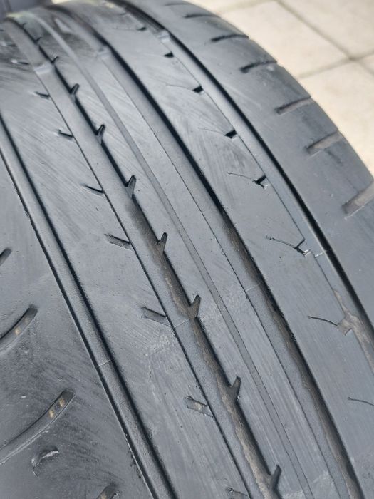 Pneus Goodyear RunFlat 225R18 e 255R18 (usados).