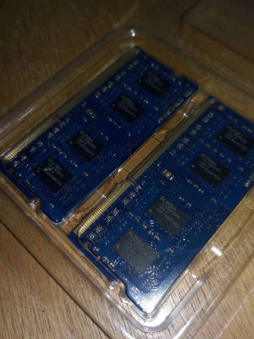 Placas memoria RAM original Apple 2 + 2 gb pc3-12800s 1Rx8, novas