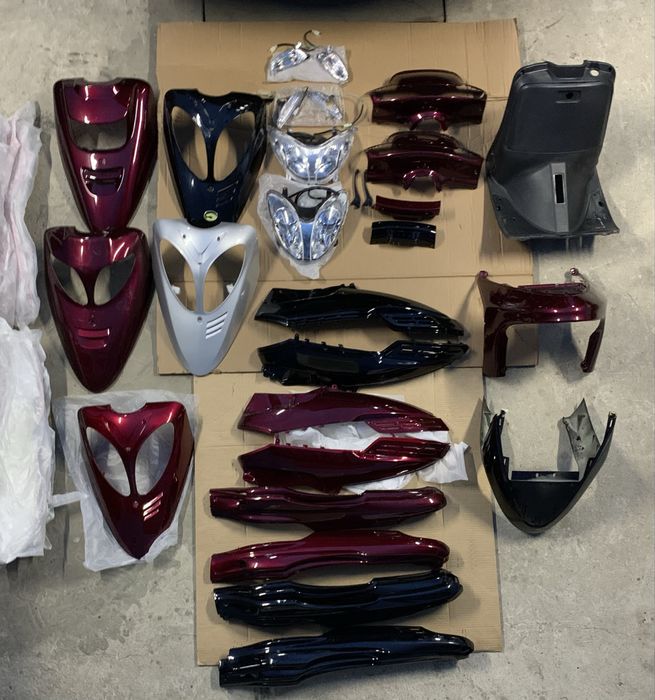 Пластик облицовка пластмасса для скутера