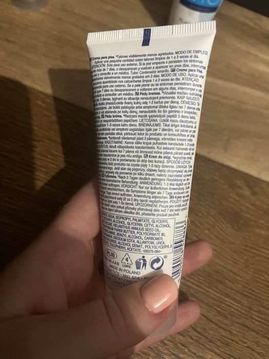 Avon krem do stop care footworks nowy