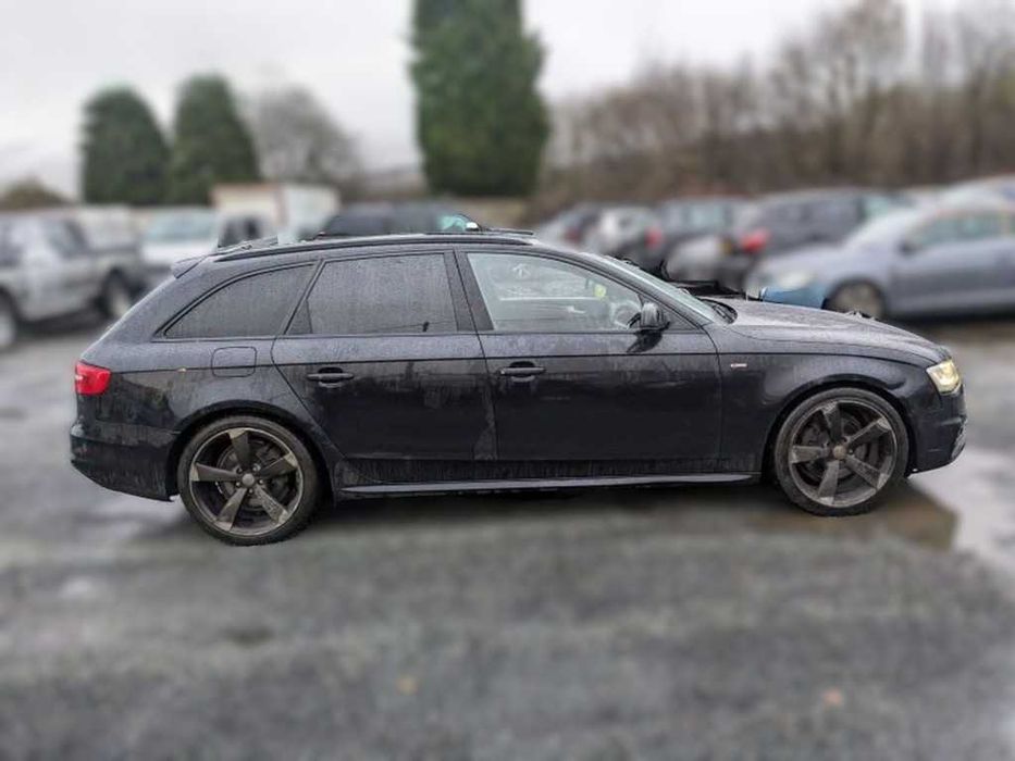 Audi A4 B8.5 avant S-Line 2.0 TDI para peças