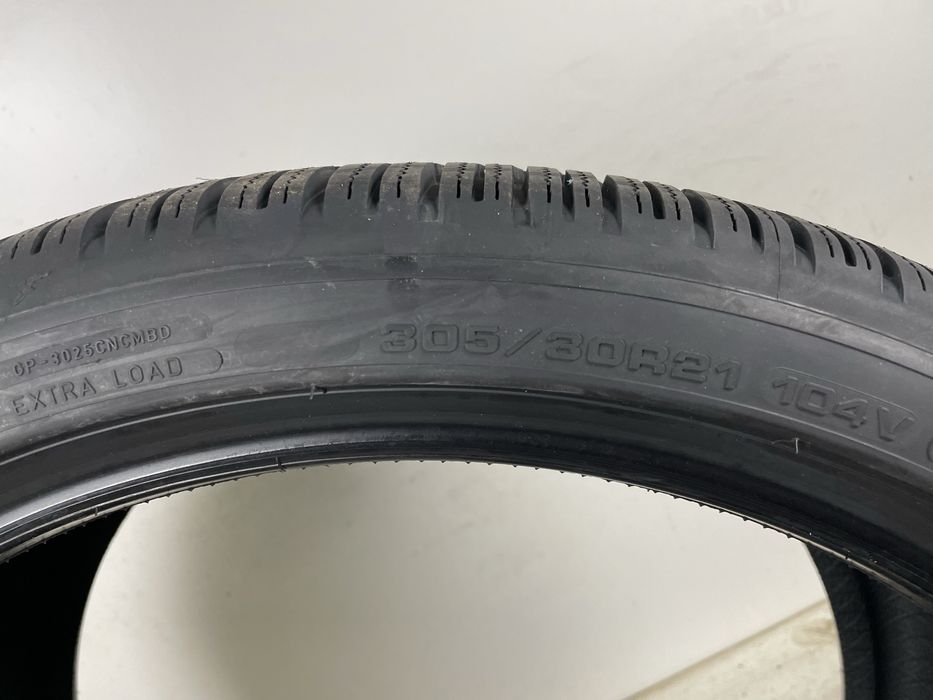 245/35R20 95V 305/30R21 104V Goodyear UltraGrip Performance 3 NA2 NOWE