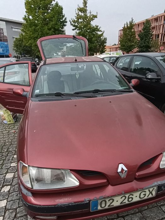 vendo carro Renault Megane