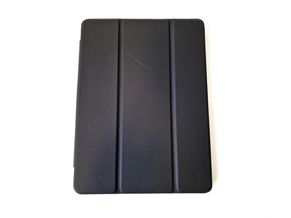FINITE etui na iPada 10,2 gen 9, 8, 7 czarne