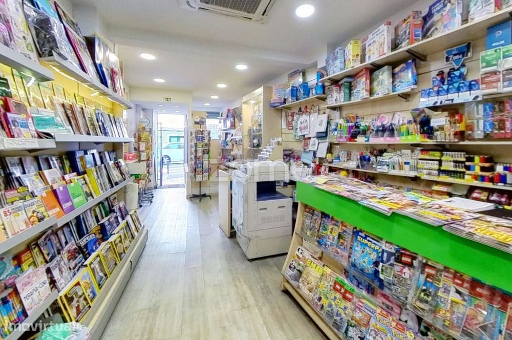 Loja Papelaria e Tabacaria com Euro Milhões no centro de Oeiras