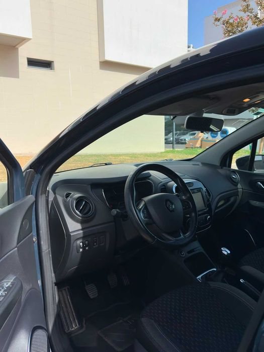 Renault Captur 1.5 dCi Exclusive 2018 -- 126470 km