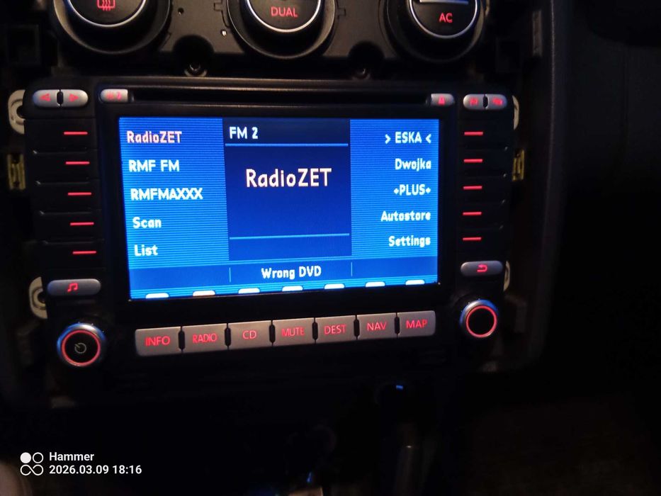 Nawigacja VW Touran z kodem +płyta z mapaą