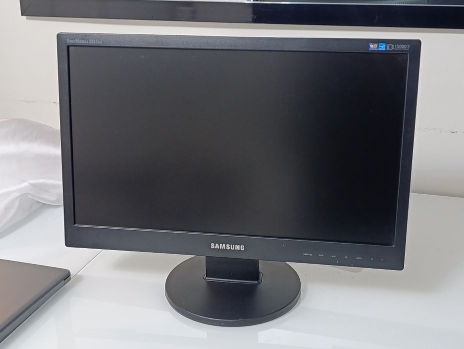 Monitor Samsung 22" Sync Master 2243SN