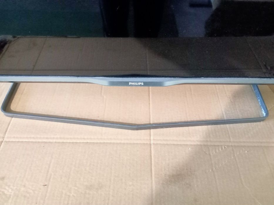 Продам Телевизор PHILLIPS 47 PFS 7109/12