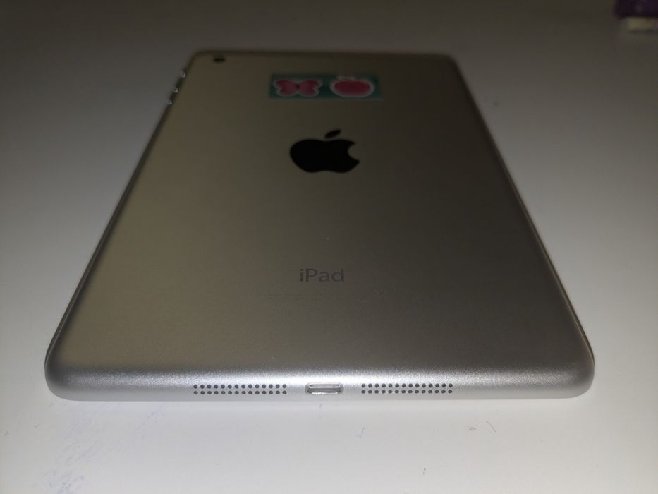 Планшет iPad mini 3 для ютюба