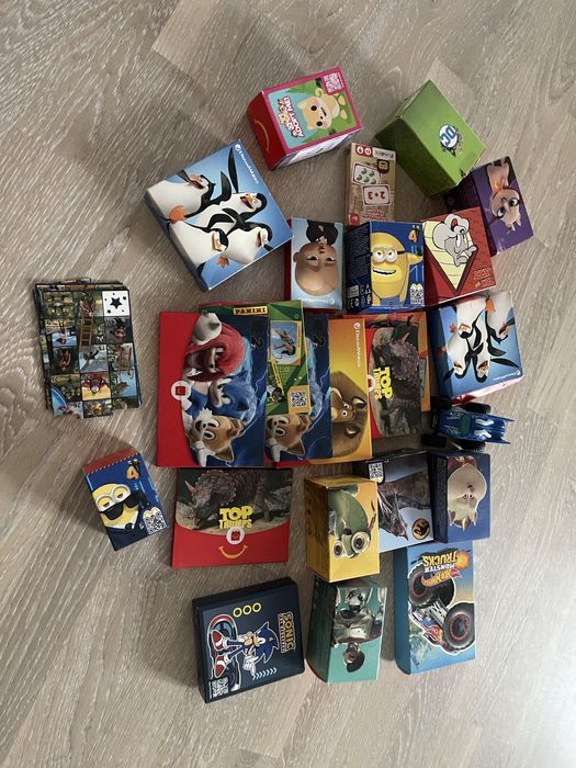 Величезний ящик іграшок, частина нових. Все, що на фото.