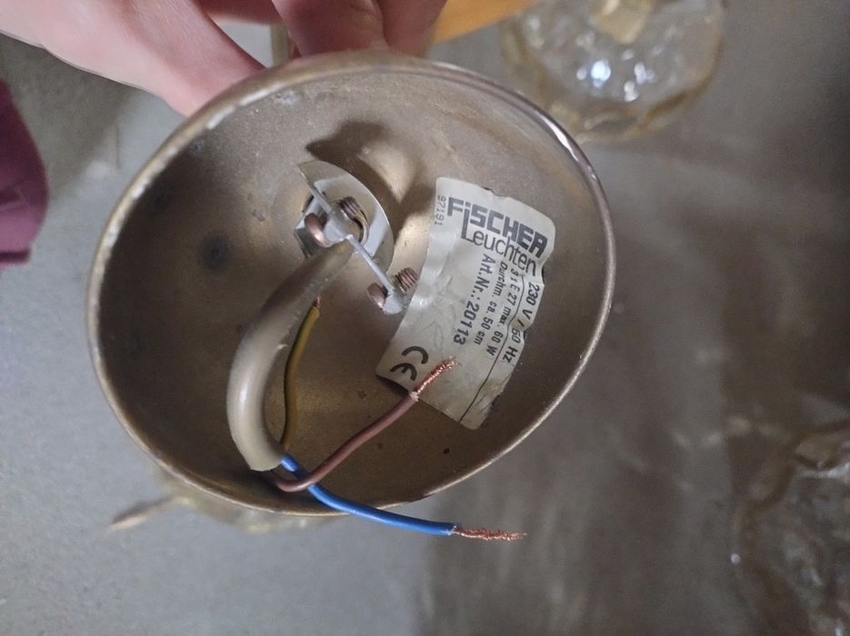 Lampy sufitowe z kloszami