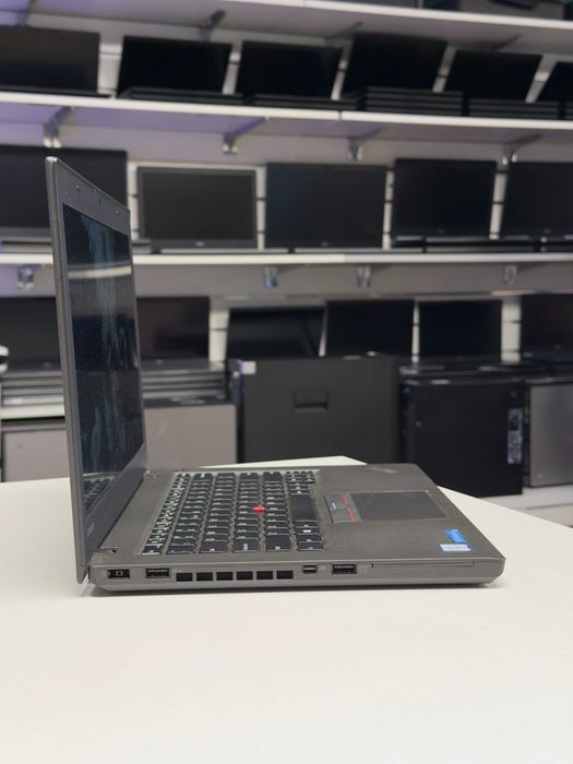 Laptop Biznesowy Lenovo ThinkPad T460 [14"] i5-6gen 8GB RAM 256GB SSD | FullHD | Rok Gwarancji | FV23% | Windows 11 Pro |