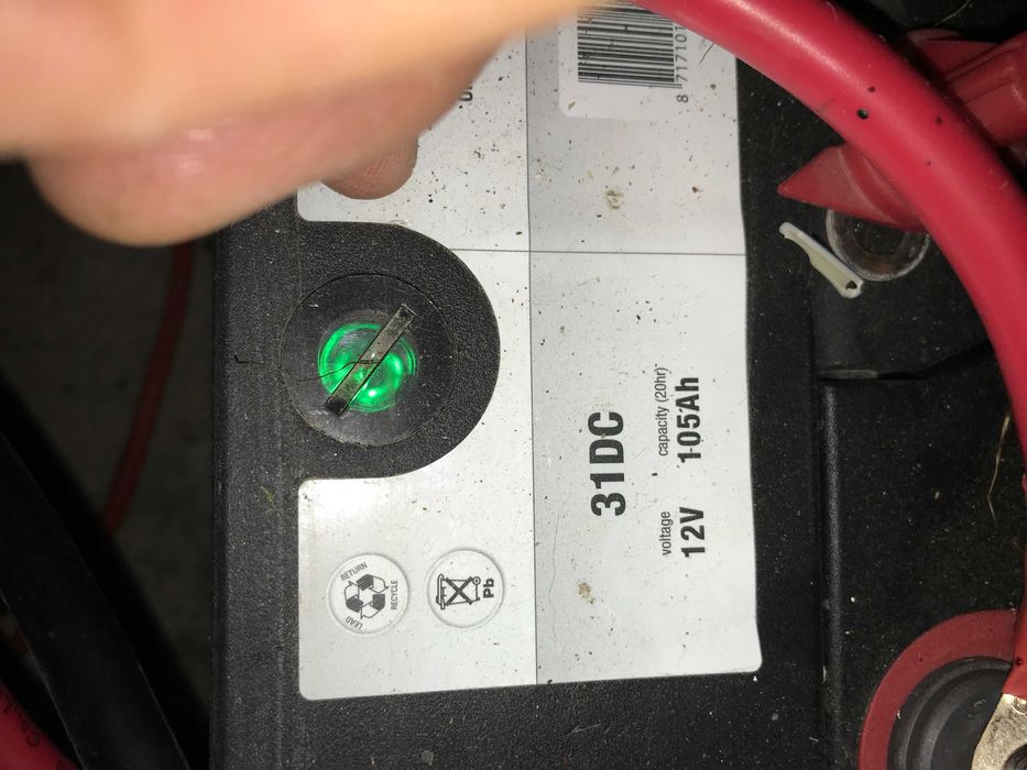 інвектор 12 вольт+акумулятор 105 а