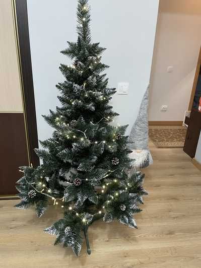 Ёлка искусственная, красивая, 160 сантиметров