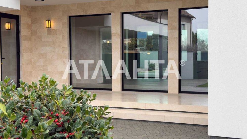 Одноэтажный дом элит класса на 10.66 сотках в Совиньоне