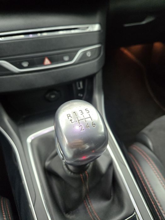 Peugeot 308 2.0 HDI 150cv