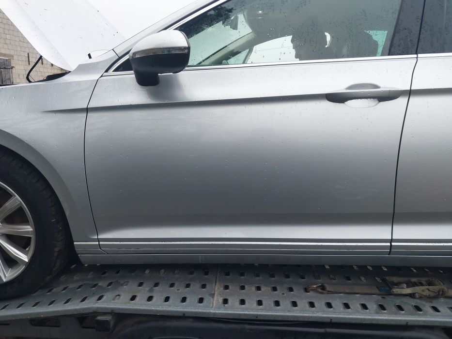 Drzwi prawe lewe przód tył vw passat b8 kolor la7w