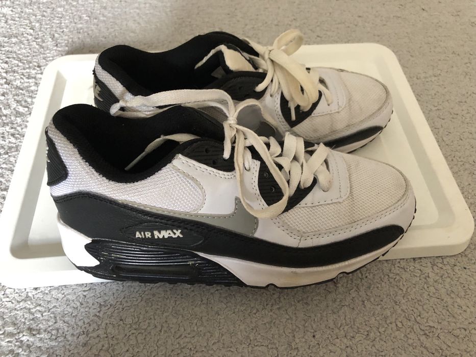 Buty Nike Air damskie jasne 38 adidasy